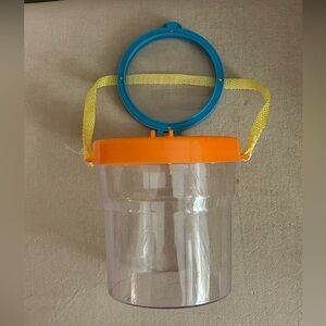 Bug Collection Container with Magnifying Top